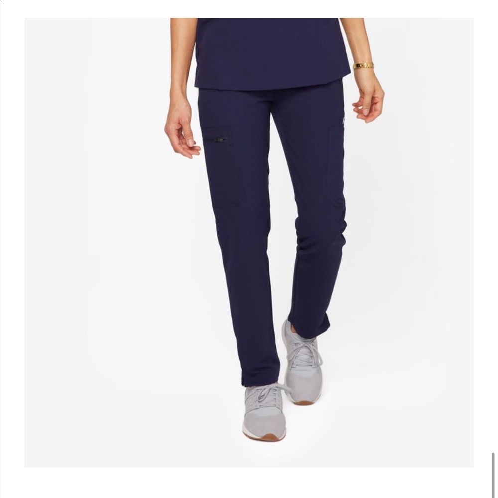 ISO xs petite figs scrubs